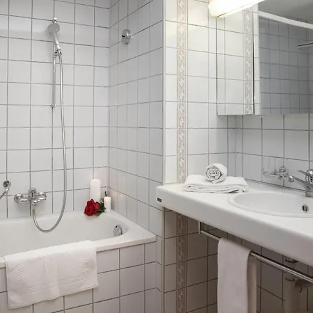 Abendrot Apartments-27 By Interhome * 格林德瓦